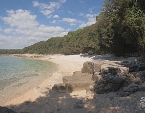 010323_public_sex_on_a_beach_while_on_vacation_home_video_shot_with_matty_mila_perez_blowjob_and_fucking_with_creampie