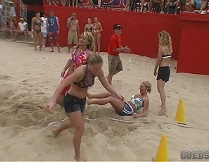 031003_real_spring_break_girls_flashing_tits_and_pussy_coke_beach_party_lucky_cameraman_then_wild_wet_t