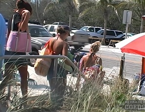 041010_beach_day_during_spring_break_asking_girls_to_flash_then_wet_tshirt_contest_at_night