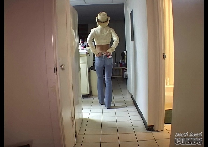 041104_spring_break_girls_topless_bull_riding_and_wet_tshirt_night