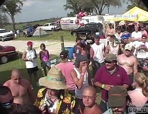 042304_hot_florida_chicks_flashing_tits_and_pussy_at_outdoor_music_festival