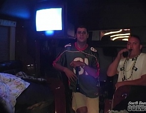 042604_hot_blonde_sucks_some_dick_and_gets_her_pussy_licked_late_night_tour_bus_cum_in_her_mouth_and_on_her_face