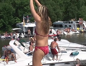 043004_great_contest_out_in_party_cove