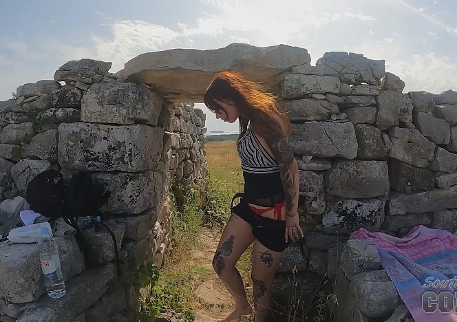 050924_cheri_masturbating_on_some_old_rock_formations_risky_outdoor_nudity