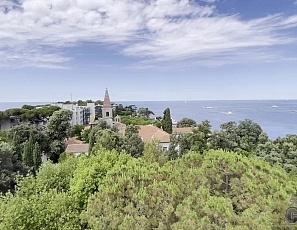 052323_nude_beach_sunbathing_and_swimming_while_on_vacation_with_sammy_adriana_miss_pussycat_and_rebeka_ruby