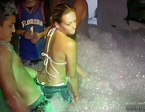 052403_full_day_of_walking_around_filming_titties_and_wet_tshirt_contests_during_spring_break_key_west_florida