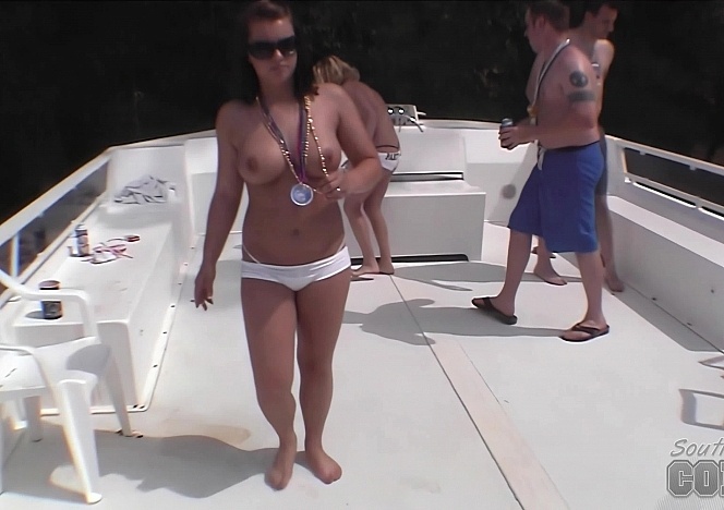 082308_hot_twin_sisters_and_their_friends_partying_naked_at_the_legendary_party_cove_lake_of_the_ozarks