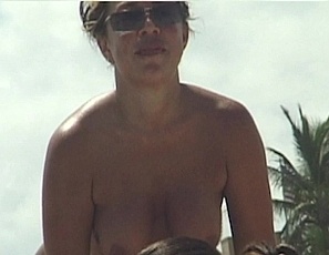 090321_real_wild_girls_on_miami_beach_part_1