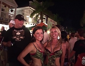 103009_key_west_fantasy_fest_street_fest_and_behind_the_scenes_milf_pussy_licking